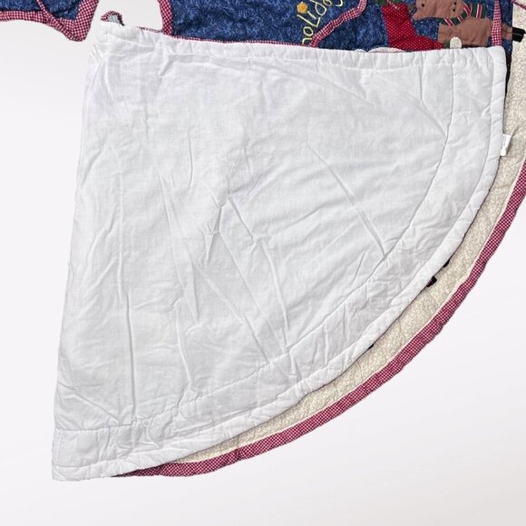 Vintage Quilted Christmas Tree Skirt Santa & Reindeer Blue Red 90s Holiday Decor - Picture 6 of 8